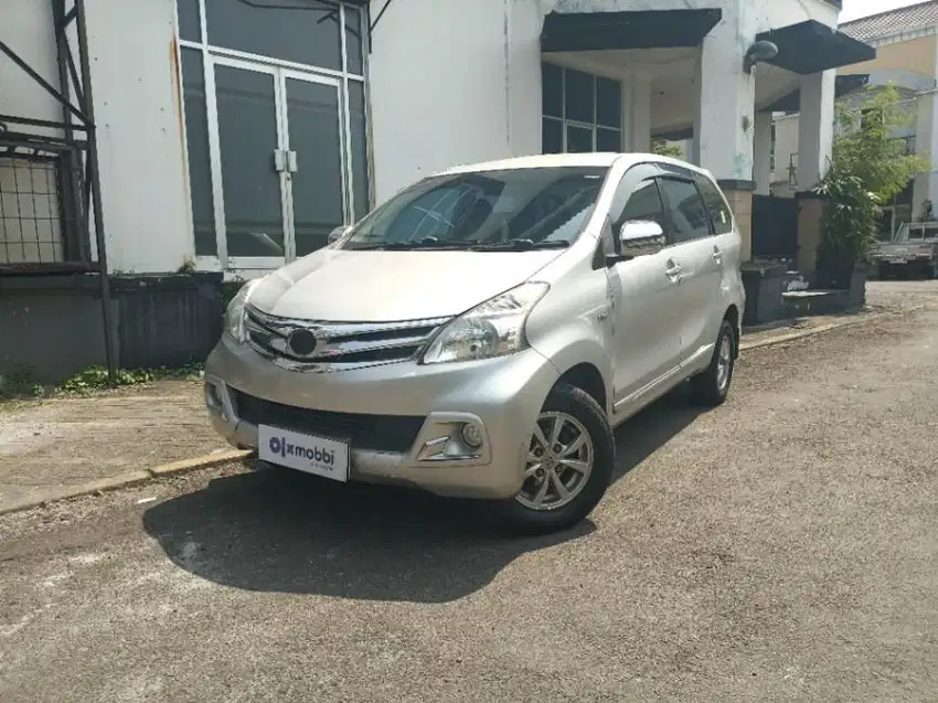 like new - TOYOTA AVANZA 1.3 G Bensin M/T 2015 SILVER