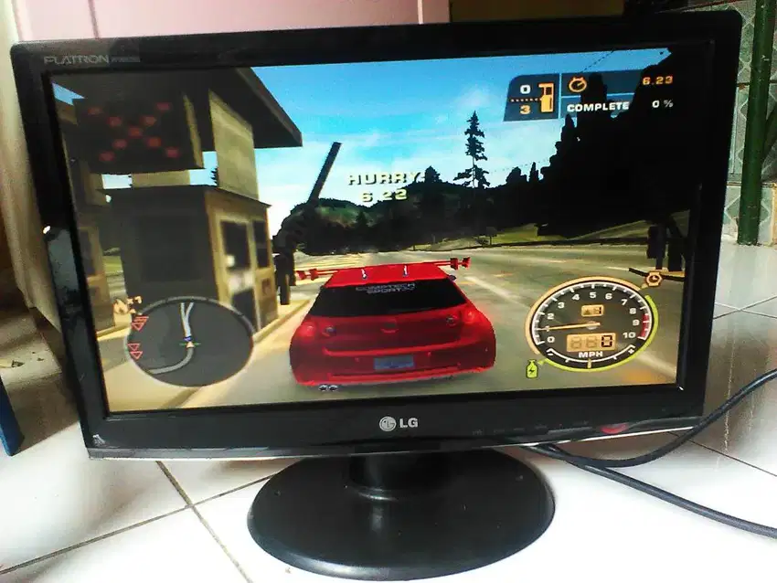 monitor 19 inc merk LG normal