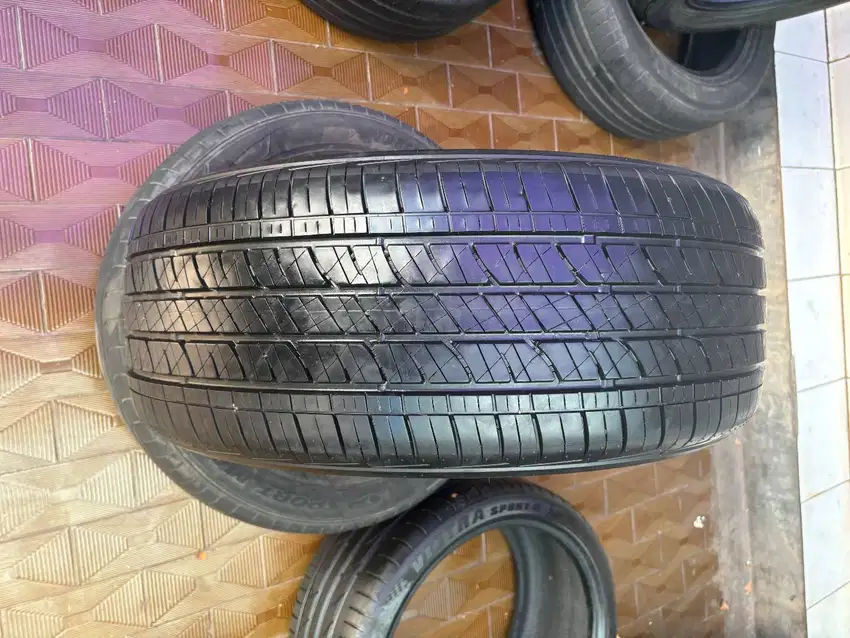 Ban Bridgestone Dueler H/P Sport AS 245 50 r20