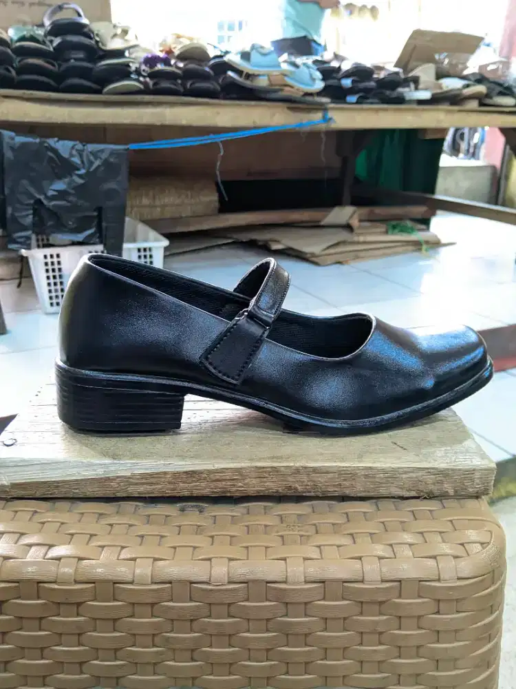 Sepatu Paskibra Cewek Asli Kulit