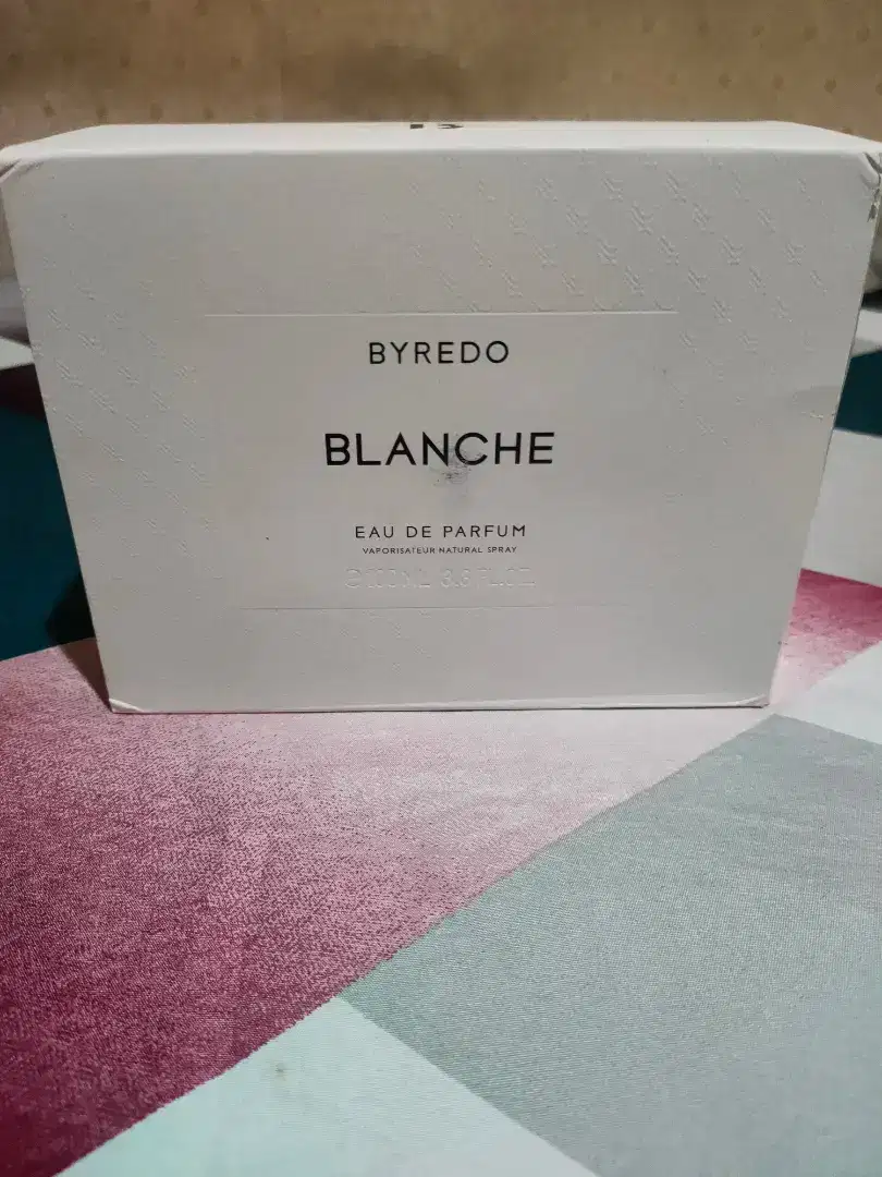 Parfum minyak wangi Byredo blanche