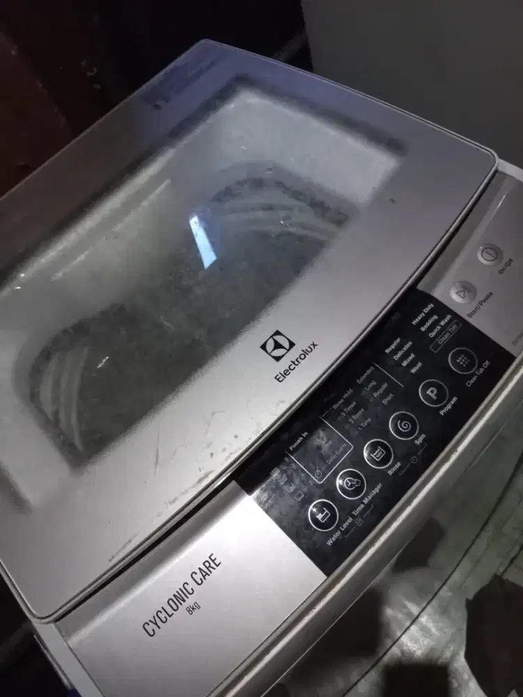 DIJUAL MESIN CUCI 1 TABUNG MERK ELECTROLUX 8KG