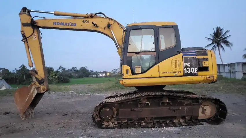 KOMATSU PC130 F Tahun 2013