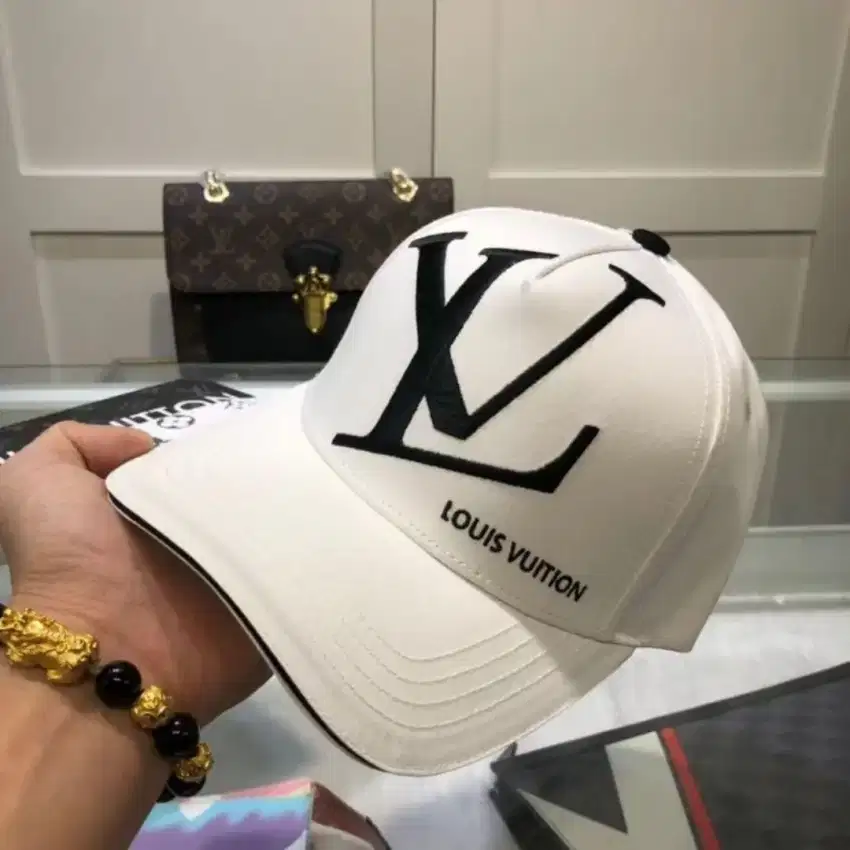 TOPI LOUIS VUITTON BRANDED IMPORT