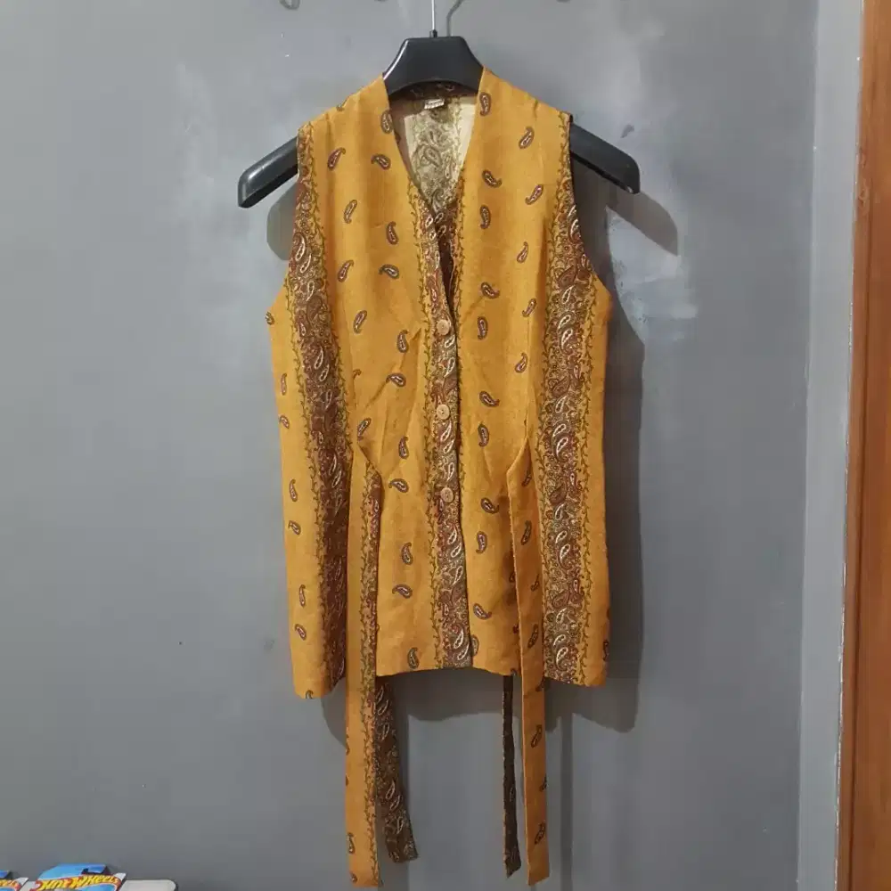 Rompi Vest Batik Wanita Naomi Atasan Outer Motif Cewe Perempuan Cewek