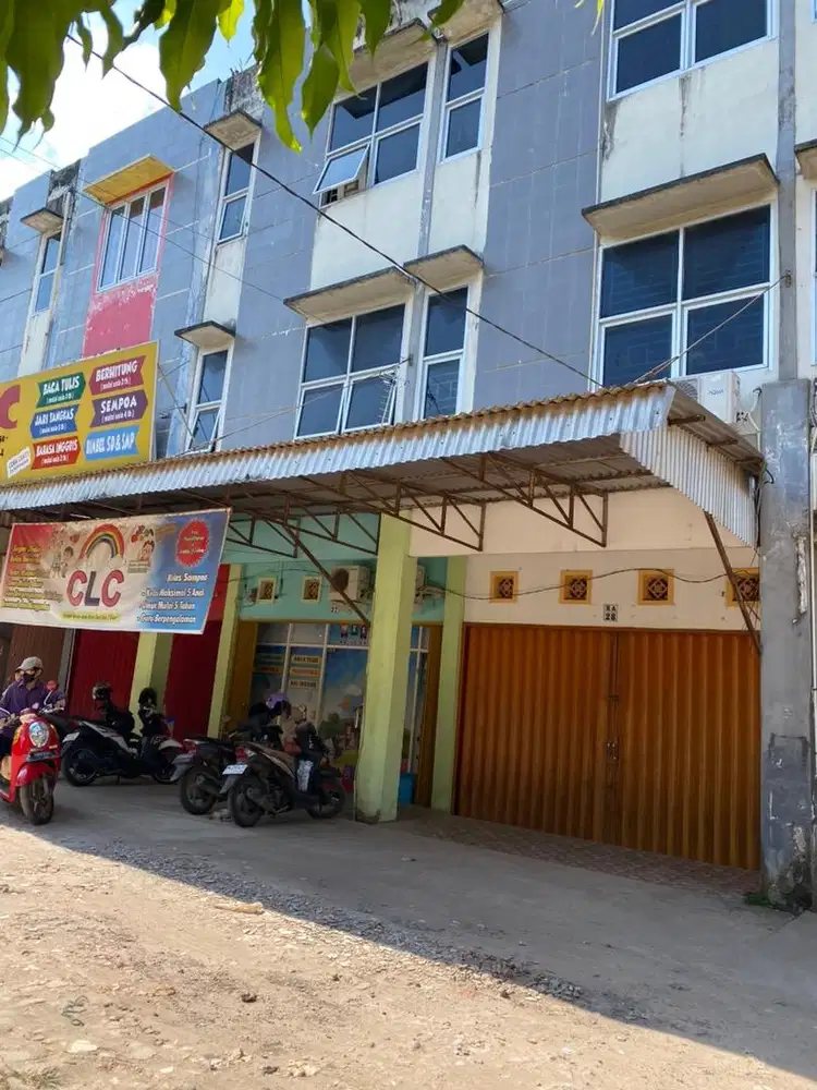 Dijual / Disewakan Ruko 3Lt OPI JAKABARING