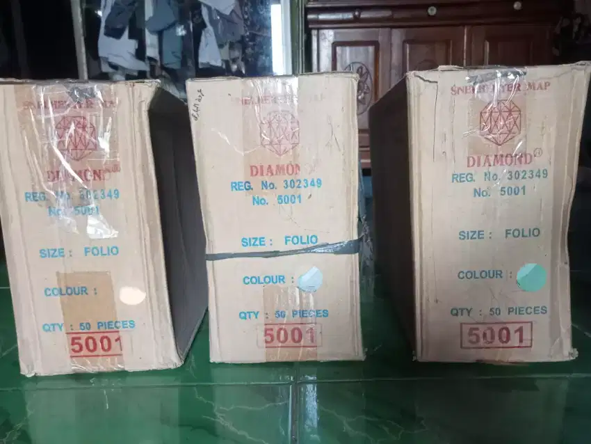 1 PAK MAP KARTON SNELHEKTER BARU MERK DIAMOND 5001