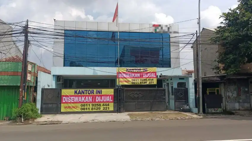 Di Jual Kantor Ruko 2 lantai 1/2 Tanpa Pelantara