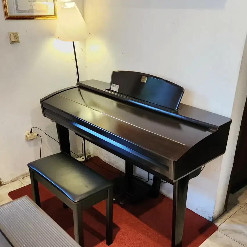 Yamaha Clavinova CVP-405 Digital Piano Arius Electone DGX