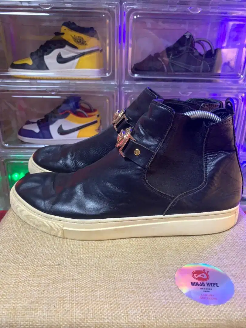VERSACE MEDUSA BLACK SNEAKERS LEATHER