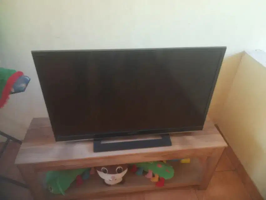 Dibeli tinggi  TV Led bekas anda  yg msh bagus