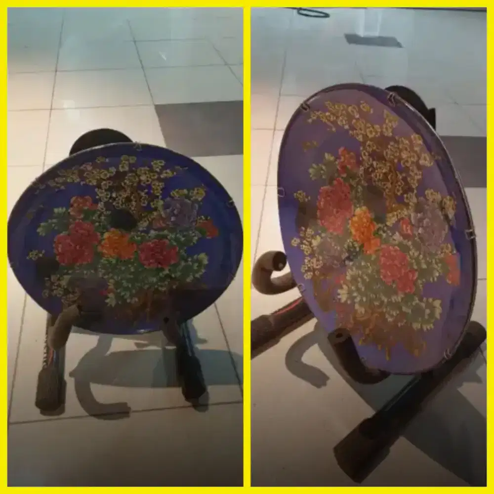 Piring biru motif bunga vintage