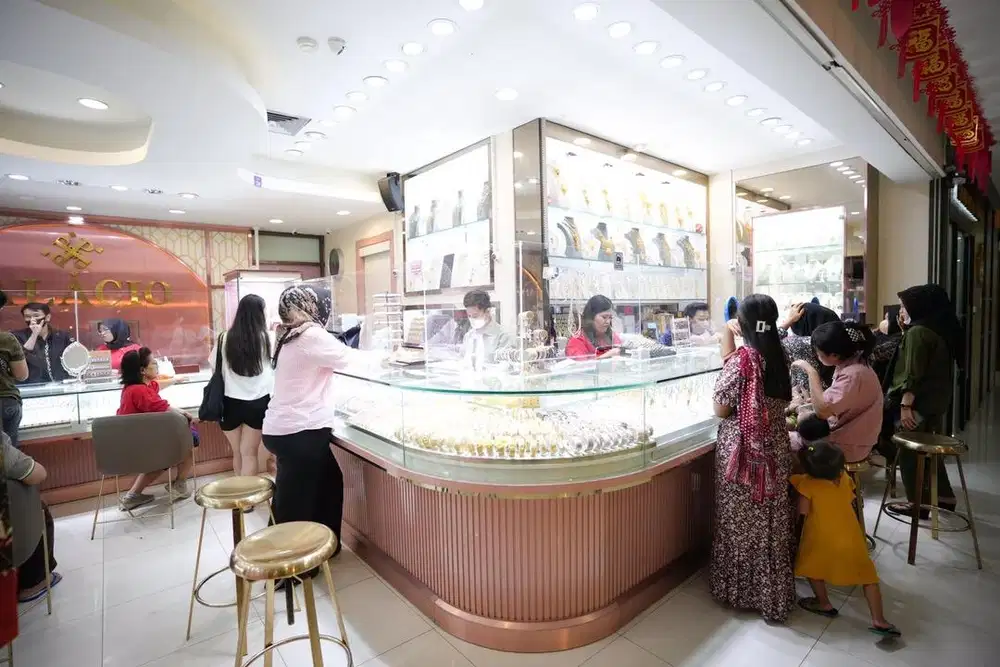 ADMIN TOKO RETAIL PERHIASAN EMAS