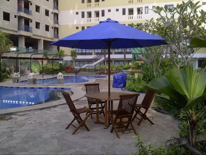 Meja Payung Komplit Kursi Taman