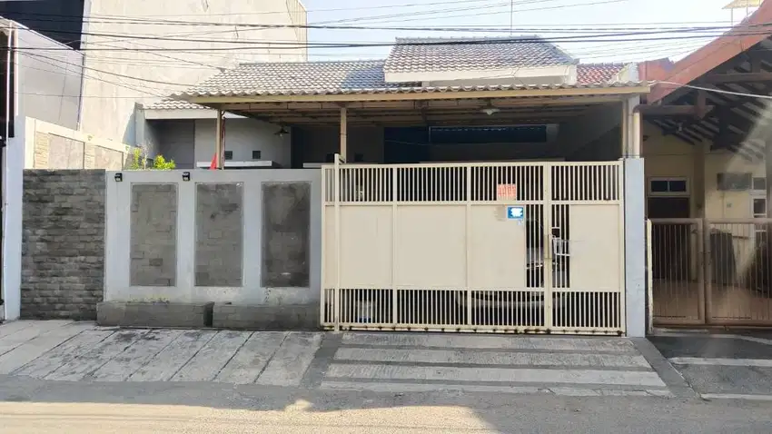 DIJUAL RUMAH DARMO BARU BARAT