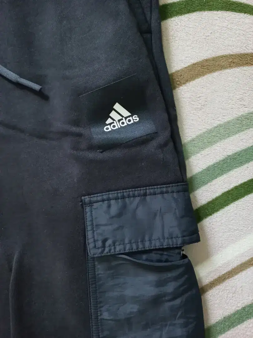 Adidas Cargo Joger Hitam