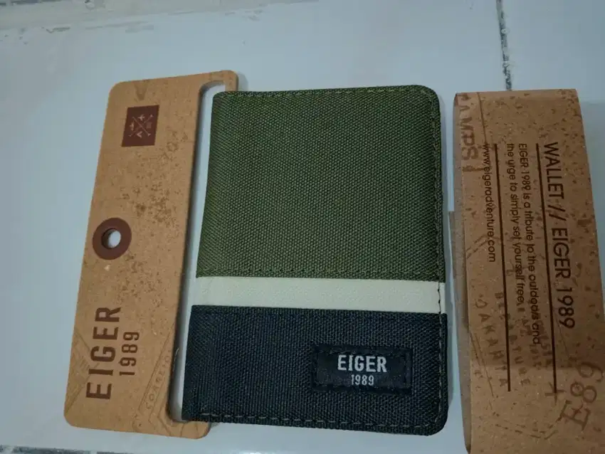 Dompet Eiger Dijamin ORIGINAL Bahan canvas mix kulit warna ArmyBlack