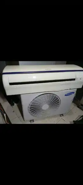 Ac second Merek samsung 1/2 pk original