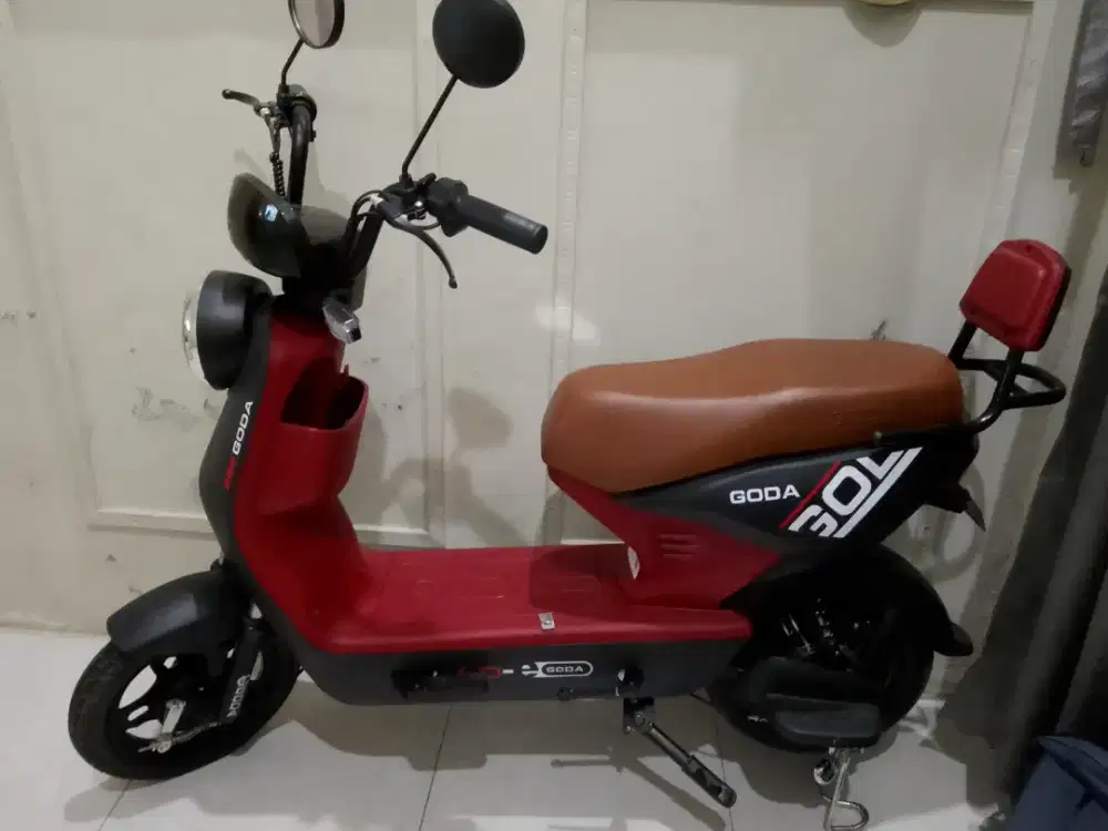 Di jual sepeda listrik merek goda