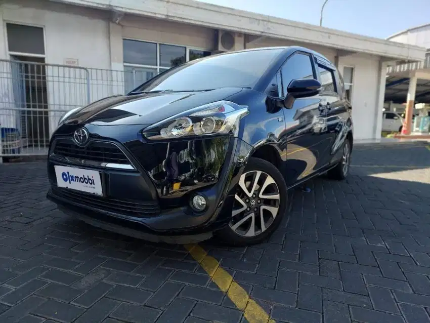 Toyota Sienta 1.5 V Bensin-MT 2016 Hitam fO