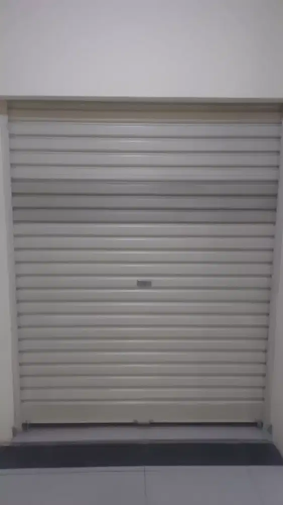 Rolling door folding gate kusen aluminium