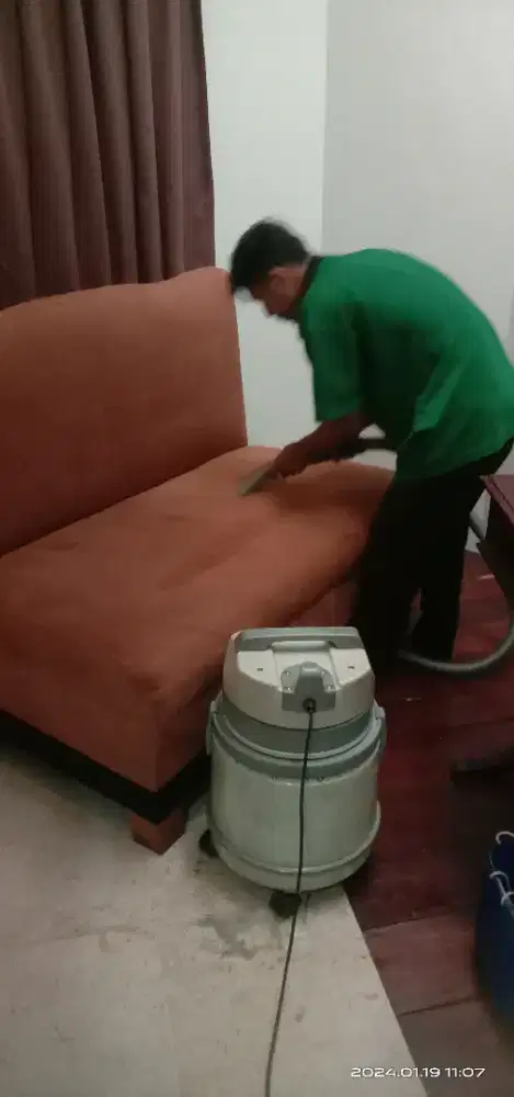 Jasa cuci sofa cuci karpet kursi.