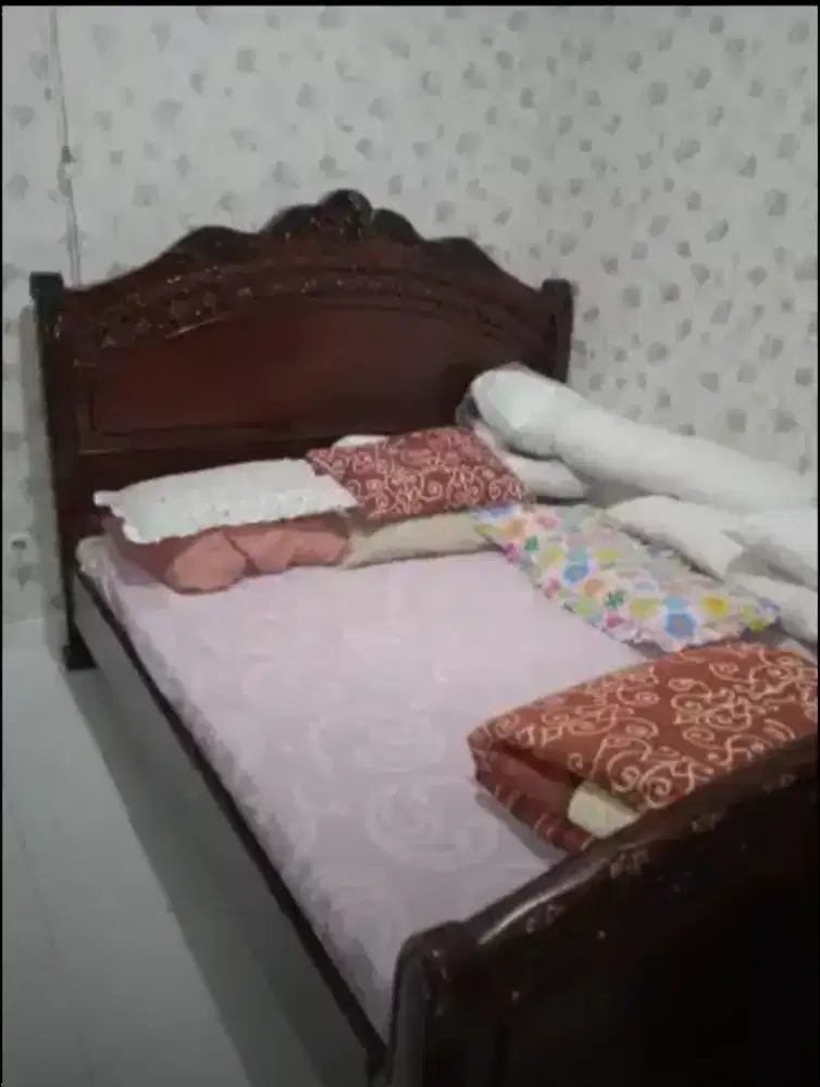 Divan / Dipan Kayu Jati Ukir Jepara Asli Size 180x200