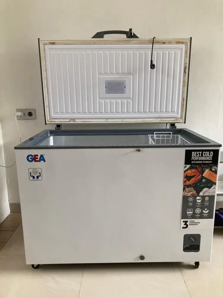 Freezer GEA 330 L AB-336