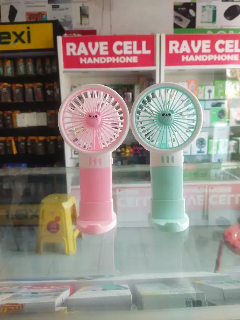 Kipas Angin Portable 6820 Colorful ( RAVE CELL SAKO )