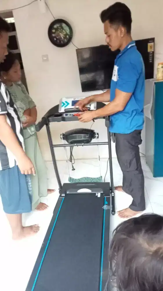 Treadmill elektrik tipe tl 629 dua fungsi