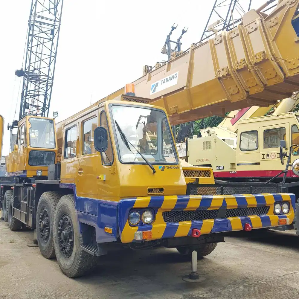 DIJUAL HYDRAULIC TRUCK CRANE TADANO TG600M-I