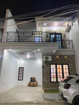 RUMAH MEWAH BERGAYA EROPA KLASIK DP CUMA 500 RIBU DEKAT TOL CIBUBUR