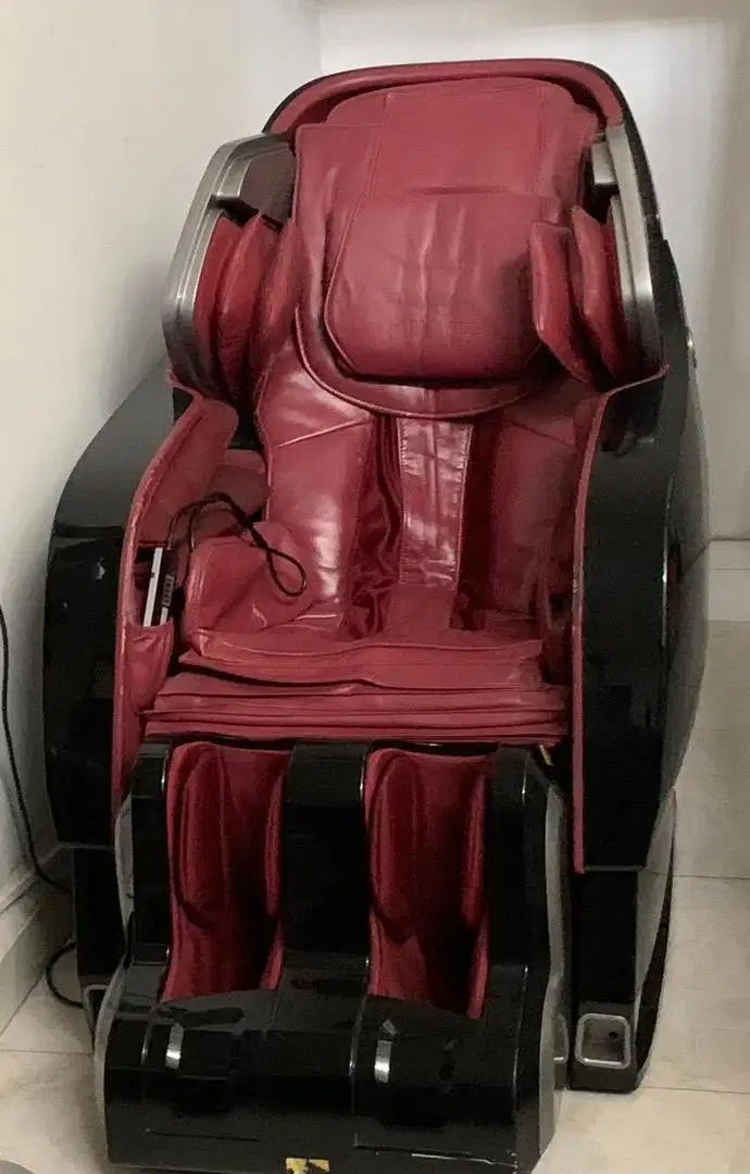 Kursi Pijat/ Massage Chair Advance