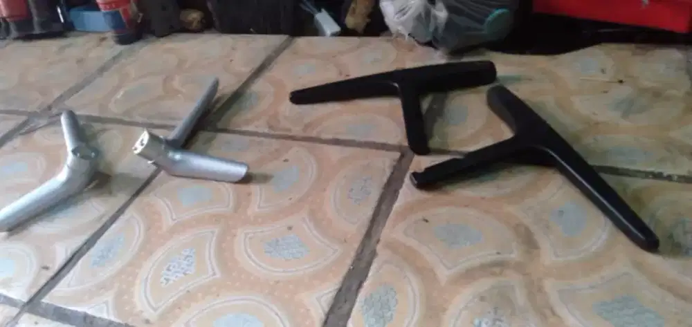 Slhkn plh slh 1 psg dr kaki tv led khusus brg baru hrg murah cpt dpt