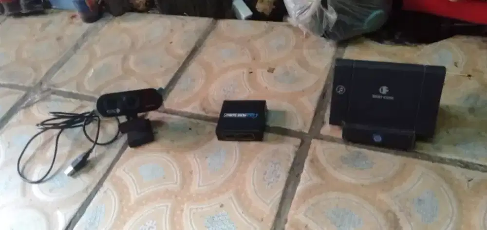 Slhkn plh slh 1 dr cctv komputer atau sblh2 nya hrg murah sj deh