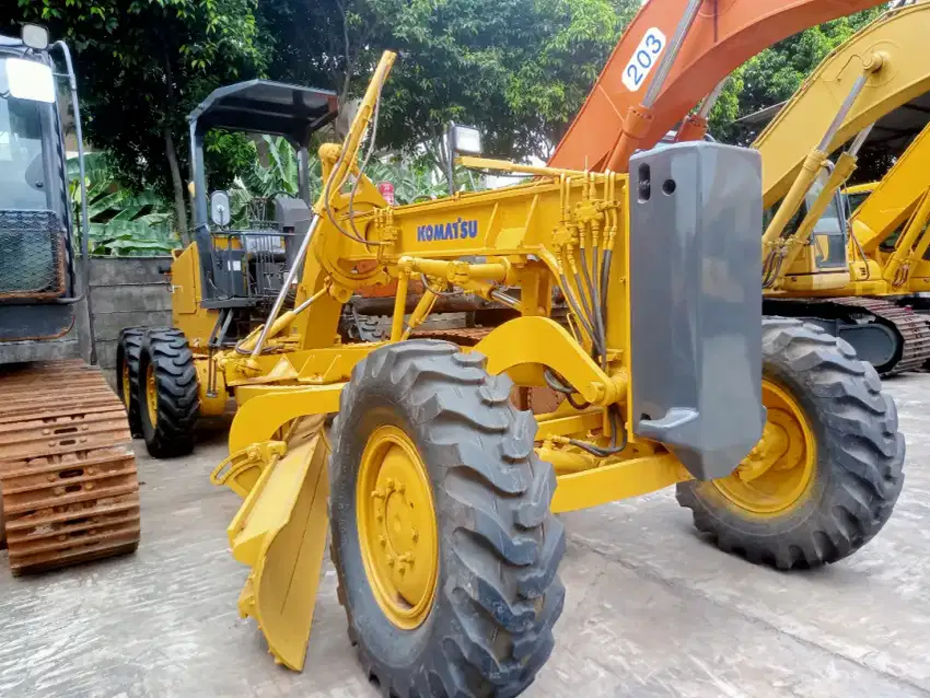 JUAL KOMATSU GD511R MOTOR GRADER ALAT BERAT IMPORT 2019