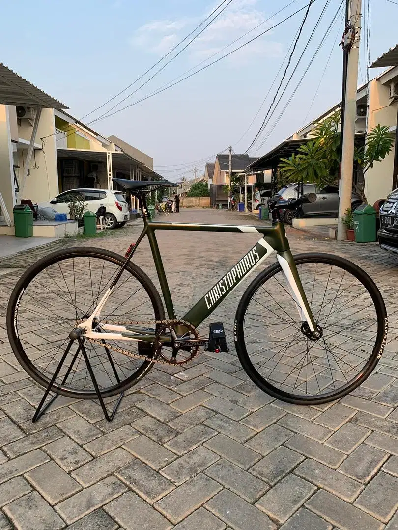 Sepeda Fixed Gear Veloline Riforma Christophorus