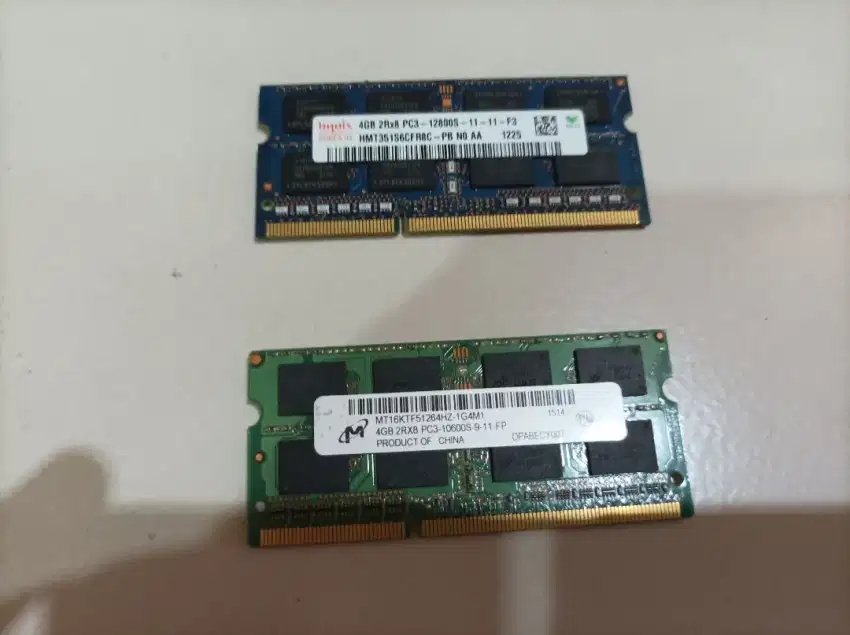 Memori memory ram ddr3 laptop sodimm kondisi bagus 4gb tiap ram