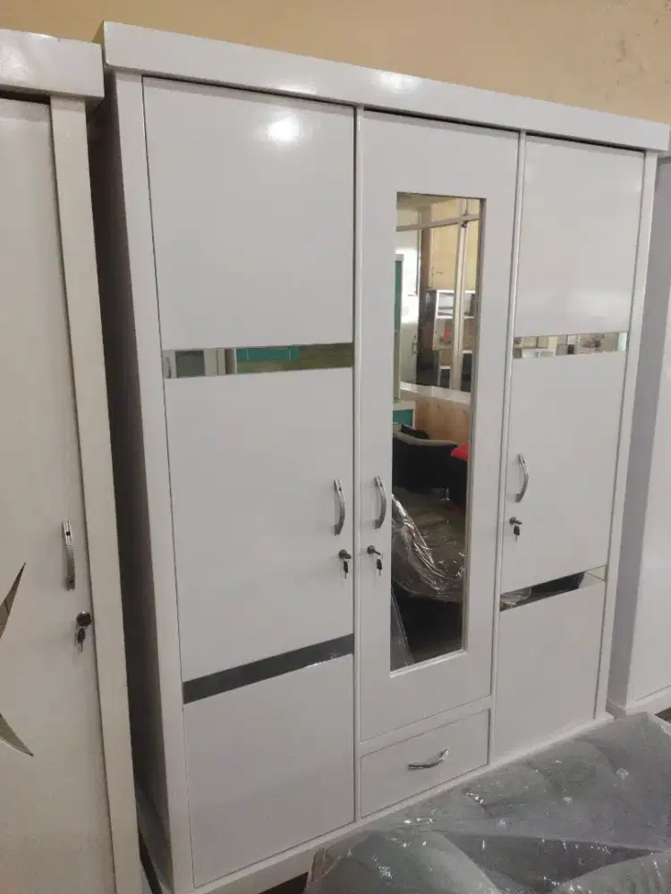 Lemari kayu mix triplek 3 pintu jumbo