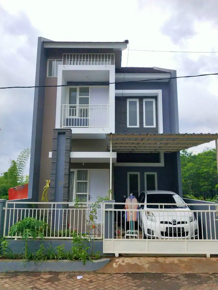 Rumah 2 Lantai Ready Siap Huni di Villa Malang Dekat Kampus Promo Siap