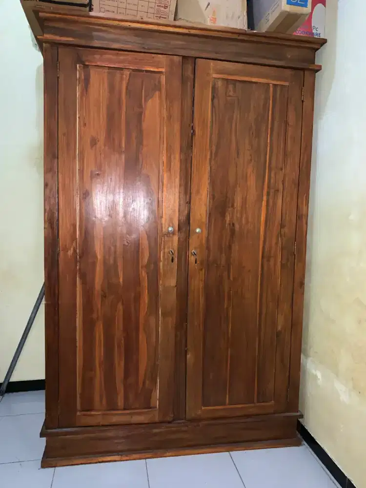 Jual Lemari Jati Semi Furnished