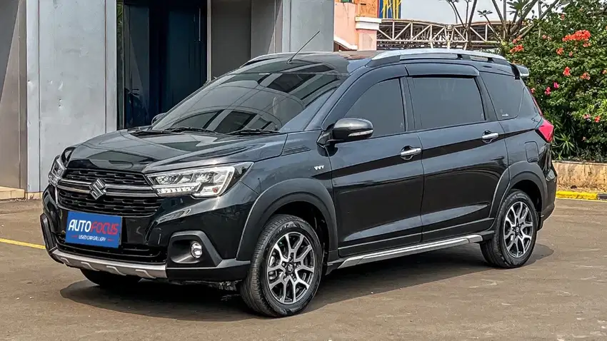 TDP 30 JT Suzuki XL7 Alpha 1.5 AT Hitam NIK 2022 RECORD