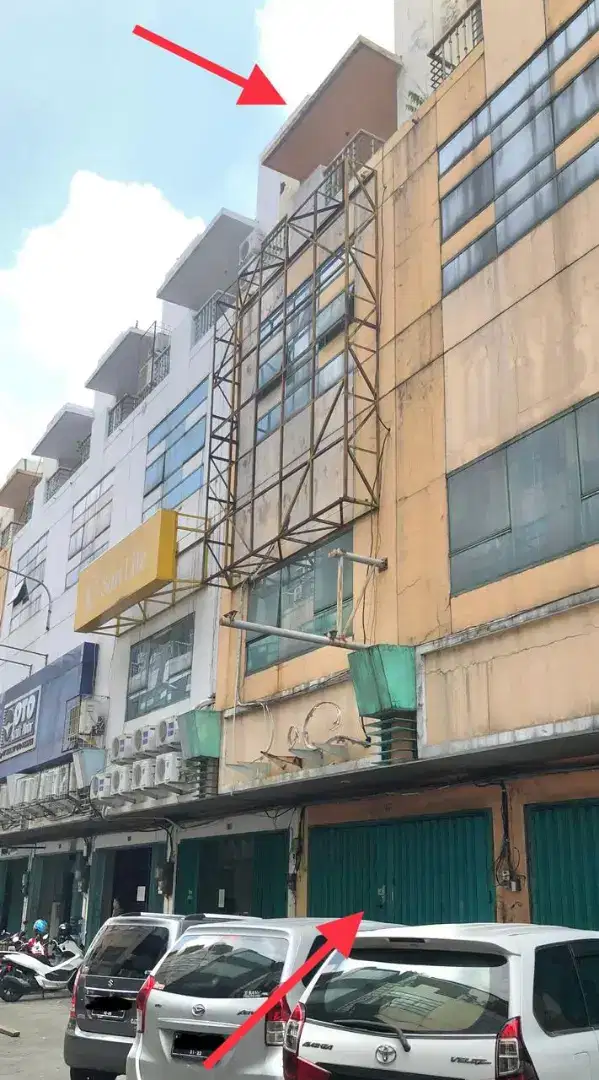 Ruko Mayjend Sungkono Komplek Darmo
Galeria blok D3 Strategis Surabaya