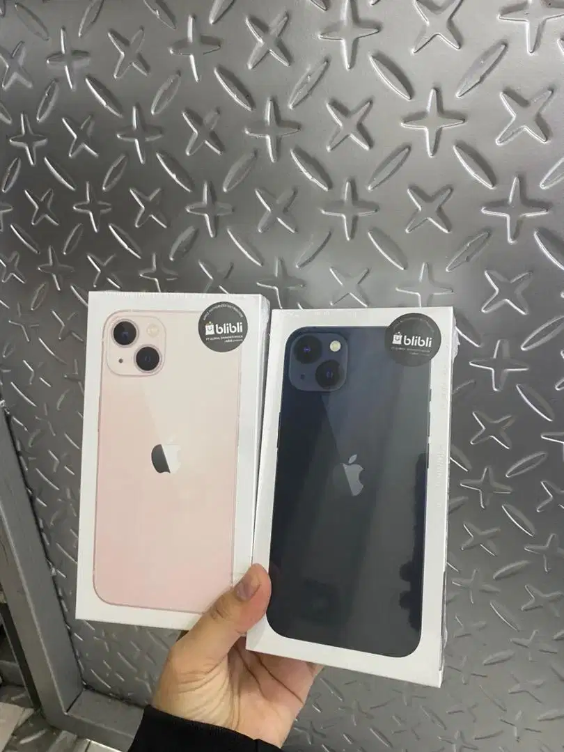 IPHONE 13 128GB GARANSI RESMI (BISA COD&gt;)