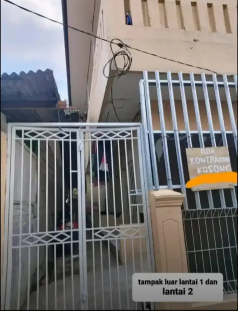 Rumah petakan di lantai  1