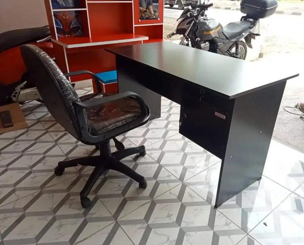 PAKET MEJA TULIS + KURSI DI REKTUR