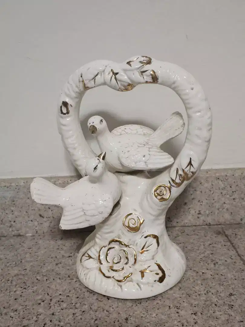Patung keramik burung couple