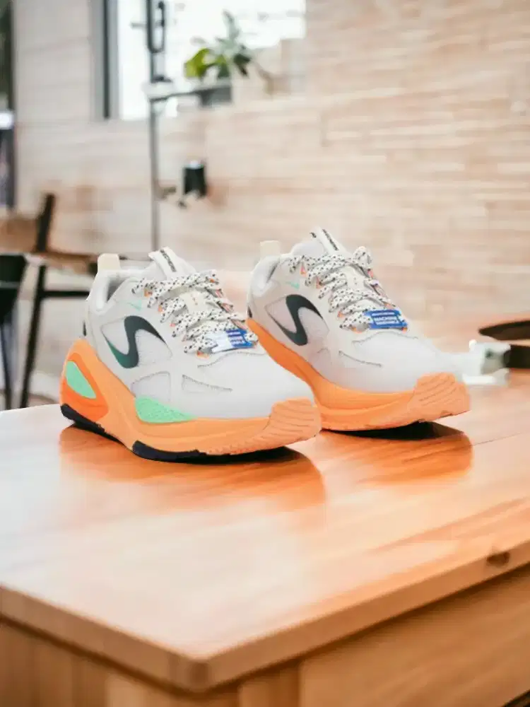 SKECHERS Sport Sneakers Baru Gress 100%, Size 42, insole 27 cm