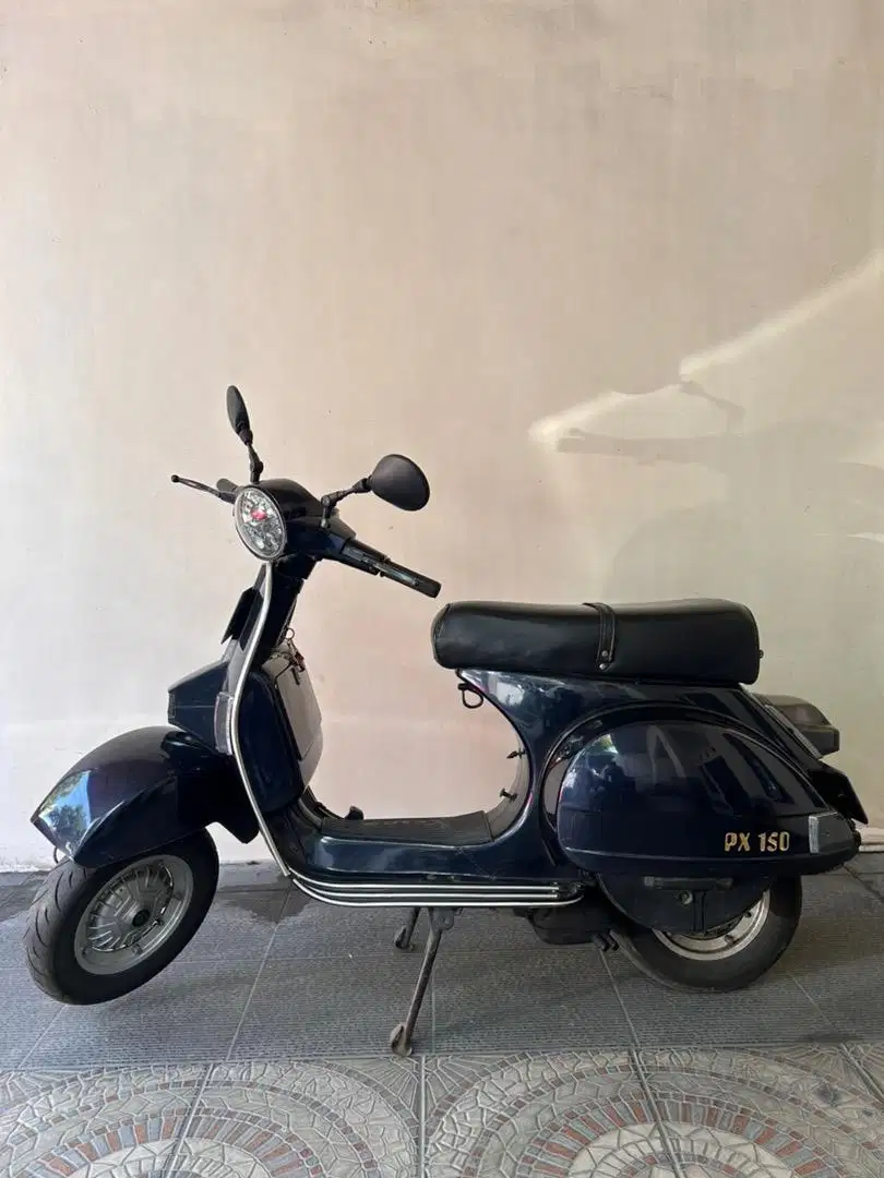 Vespa Kaleng Exclusive II tahun lama excelent condition