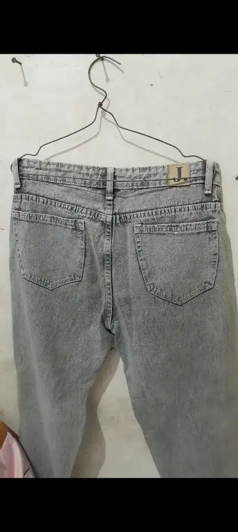 celana jeans jiniso washed acid (uk. 30)